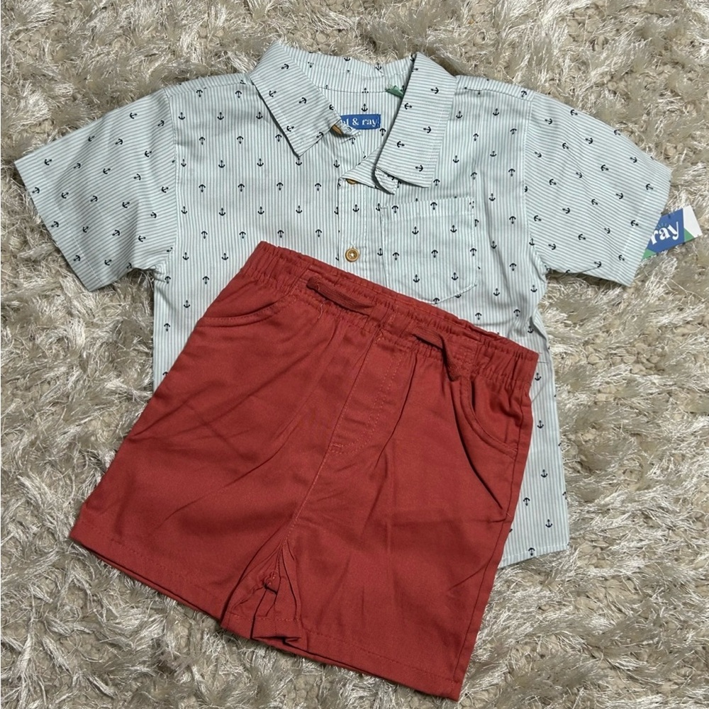 Toddler 2 piece short set. Size 4